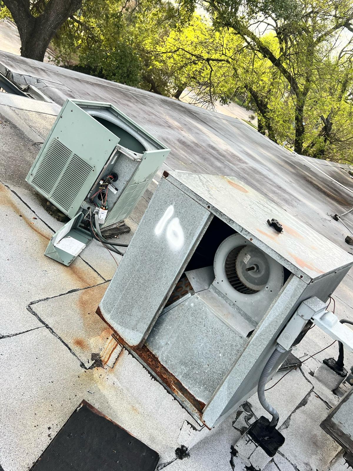 Rooftop Units - hvac rooftop repair houston tx